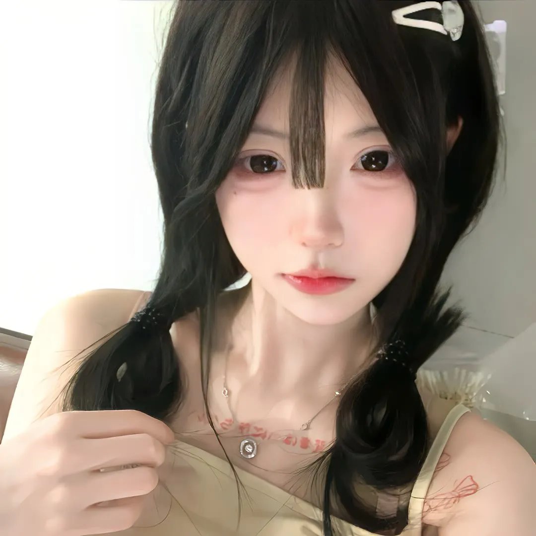 雾中的女孩